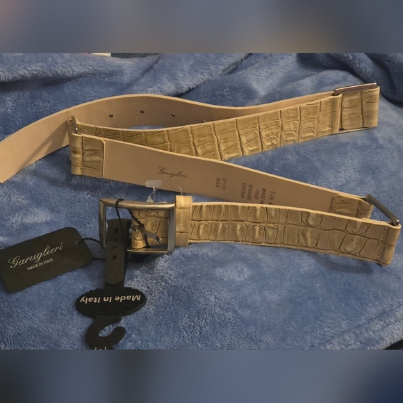 Garuglieri Accessories - Garugieri Beige Crocodile Pattern Leather Belt